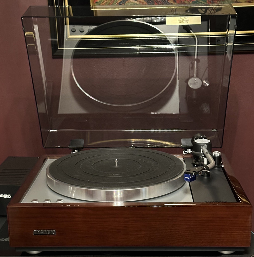 (Demo) Thorens TD 1600 Turntable with Thorens TSA1500MC Cartridge