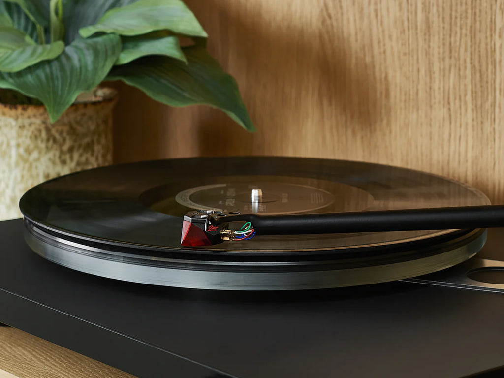 Ortofon 2MR Red Phono Cartridge for Rega Tonearms
